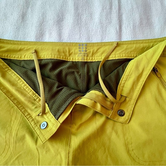 Title Nine Rogue Skort 5" Chartreuse Green/Yellow Nimblene Women’s size 8 - Picture 8 of 11